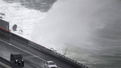 مصحوبة بأمطار غزيرة.. العاصفة المدارية 