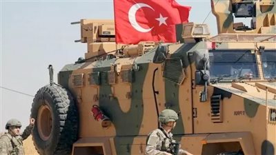 المرصد السوري: عشرات القذائف التركية تستهدف مناطق لقوات كردية شمالي حلب