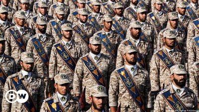 المرصد السوري: الحرس الثوري يجري عمليات نقل صواريخ في بادية الميادين