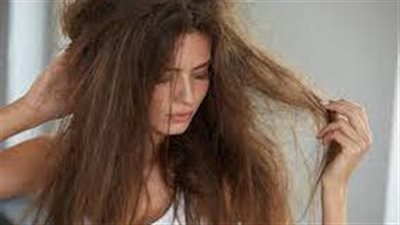 خبيرة تجميل ألمانية: الأشعة فوق البنفسجية تؤذي الشعر