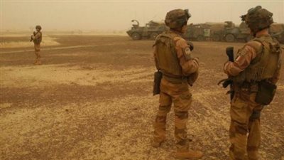فرنسا تُعلن مغادرة أخر دفعة من جنودها في مالي