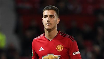  حقيقة تفكير نادي برشلونة في التعاقد مع البرتغالي 