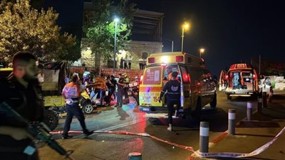 إطلاق نار على حافلة إسرائيلية وسط الضفة الغربية