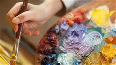 خبراء يكشفون أهمية التلوين في تقليل ضغوطات الحياة