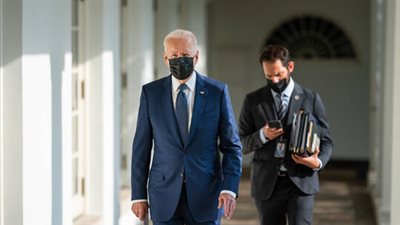 مساعد بايدن الشخصي يستقيل من منصبه