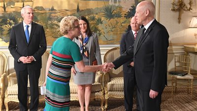 سياسيون تونسيون يستنكرون تلويح الكونجرس بقطع المساعدات