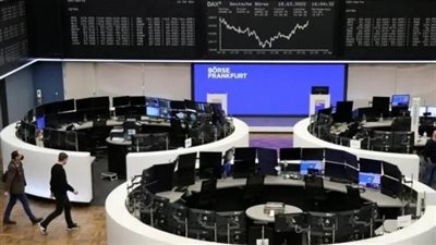 وسط قلق المستثمرين.. تراجع الأسهم الأوروبية موسعة سلسلة خسائرها