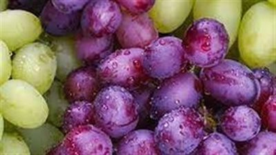ما مدى أهمية العنب على الصحة والعمر؟