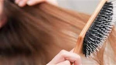 أسباب تجعل المرأة تعاني من سقوط الشعر