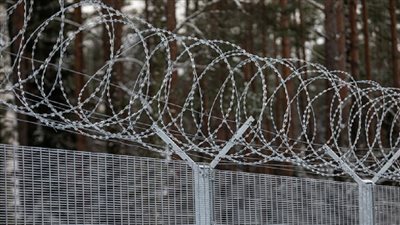 ليتوانيا تعلن الانتهاء من بناء سياجها الحدودي مع بيلاروسيا