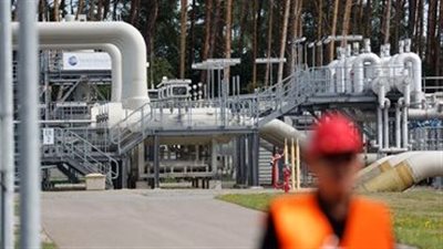 روسيا توقف إمدادات الغاز عبر خط أنابيب رئيسي إلى أوروبا اليوم الأربعاء