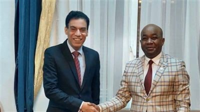 السفير المصري في مالابو يلتقي رئيس مجلس النواب في غينيا الاستوائية