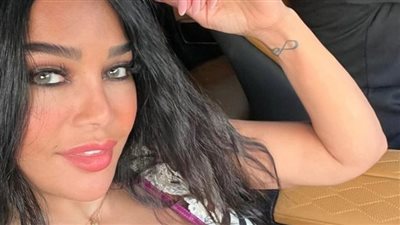 شاهد.. أحدث جلسة تصوير للنجمة اللبنانية هيفاء وهبي