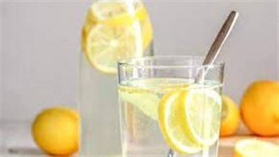 معلومات جديدة حول فوائد شرب عصير الليمون مع الماء