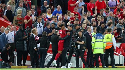 اليوم.. ليفربول يلتقي إيفرتون على ملعب 