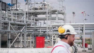 بسبب الحرب الروسية الأوكرانية.. تداعيات اقتصادية غير مسبوقة على الدول الموردة للطاقة