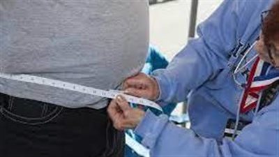 أسباب زيادة الوزن بسرعة بعد سن الأربعين.. أخصائية توضح