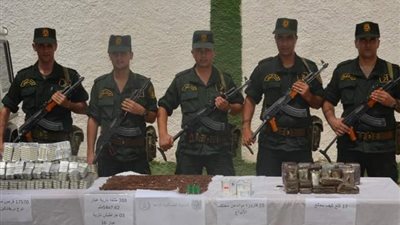خلال أسبوع.. الجيش الجزائري يضبط 4 عناصر لدعم الإرهابيين