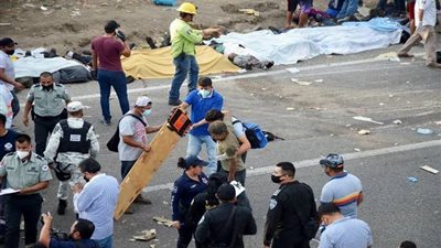 إصابة 30 شخصًا إثر حادث مروري وسط المكسيك