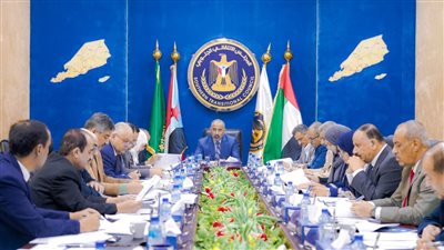 هيئة رئاسة الانتقالي باليمن تقر النظام الأساسي المُعدل للمجلس وتستعرض نتائج عمل فريقي الحوار (صور)