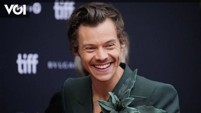 مغني البوب الإنجليزي 