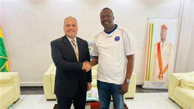 السفير المصري لدى غينيا كوناكري يلتقي وزير الزراعة والثروة الحيوانية الغيني