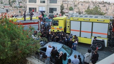 عمان.. أعمال البحث عن الناجين في المبنى المنهار مستمرة