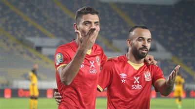 طبيب الأهلى المصري يكشف موعد عودة ثنائى الفريق محمد مجدى قفشة ومحمد شريف