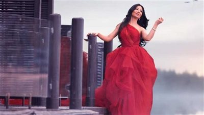 الفنانة المصرية نيفين رجب تستعد لتقديم أغنية 