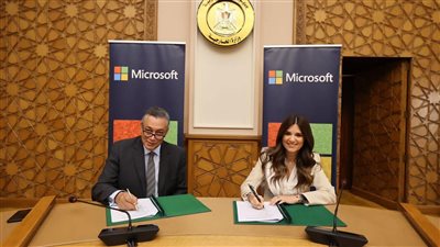 التوقيع على مذكرة تفاهم بين وزارة الخارجية وشركة مايكروسوفت لتصبح شريكًا تكنولوجيًا لمؤتمر COP27
