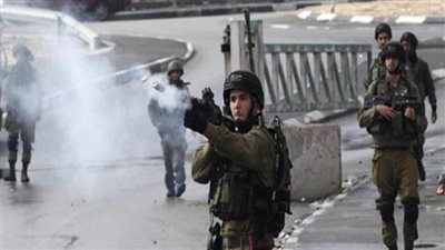 اشتباكات بين الفلسطينيين وقوات الاحتلال بالضفة الغربية