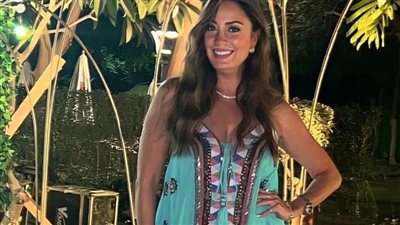 إطلالة مثيرة للممثلة المصرية نرمين الفقي (صور)