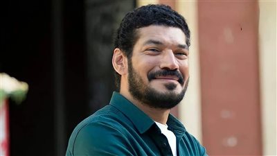 الفنان المصري باسم سمرة يهاجم 