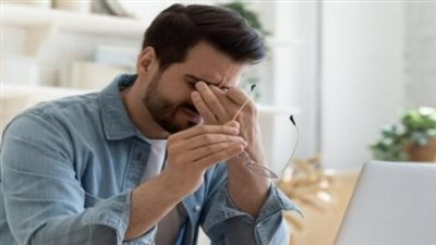 أسباب الشعور بالتعب عند الاستيقاظ من النوم.. قد يكون هاتفك السبب 