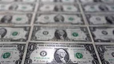  تراجع الدولار نحو واحد في المئة عن أعلى مستوى