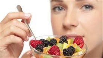 باحثون: النظام الغذائي الصحي يساعد على تقوية جهاز المناعة وحماية الجسم