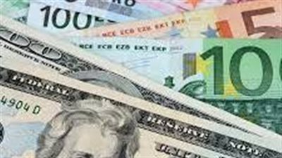  الجنيه الإسترليني واليورو يسجلان اليوم الخميس انخفاضا لأدنى مستوى أمام الدولار