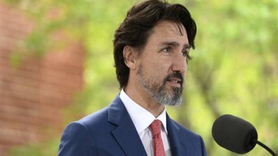 رئيس الوزراء الكندي يدين قرار التعبئة الروسي