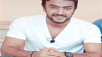 الفنان المصري أحمد العوضي يزيل الستار عن شخصيته في مسلسله المنتظر عرضه (صورة)