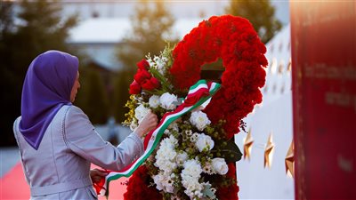 رجوي: سقوط شهداء في الاحتجاجات تؤكد عزم الإيرانيين على إسقاط الملالي