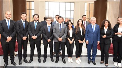 القوات المسلحة تنظم زيارة لرئيس اللجنة الأوليمبية الدولية لمدنية مصر الدولية للألعاب الأولمبية