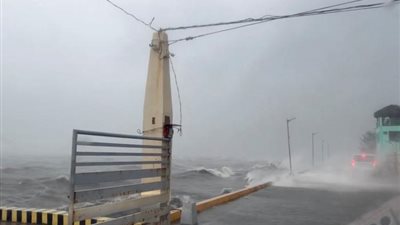 مصرع 5 مسعفين جراء إعصار 