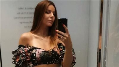  بإطلالات مثيرة وجريئة.. الفنانة التونسية فريال يوسف تتصدر التريند (صور)