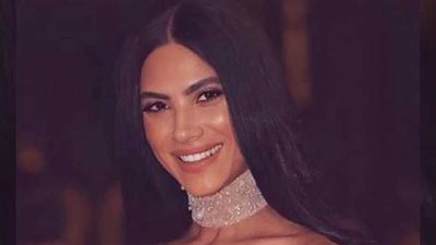  بفستان مثير باللون الأسود.. الفنانة المصرية الشابة هدى المفتي تشعل مواقع التواصل (صورة)