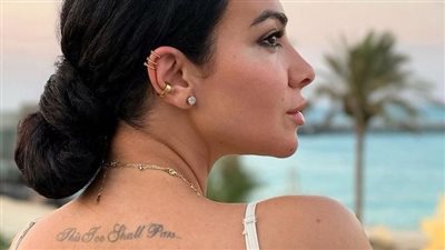  ميرهان حسين تنشر فيديو من أمام شاطئ مدينة العلمين الجديدة شمال مصر