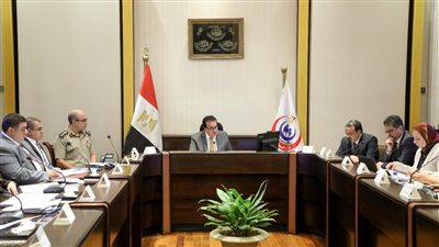 مصر.. وزير الصحة يترأس الاجتماع الأول لمجلس مراقبة عمليات الدم