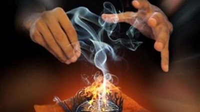 بعد تفاقهم ظاهرة الدجالين.. خبراء: البعد عن الدين السبب الوحيد لتنامي الخرافات