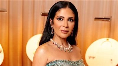  منى زكي ترد على الفنانة نادية الجندي بشأن حديثها عن أعمالها الفنية الأخيرة (صورة)