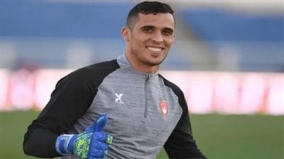 شاهد.. مصطفى زغبة حارس ضمك يُحرز هدفًا عالميًا في الدوري السعودي