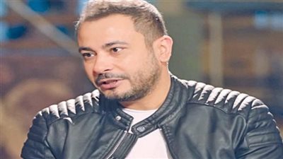  الفنان المصري محمد نجاتي يشن هجوما حادا على هاني شاكر (فيديو)